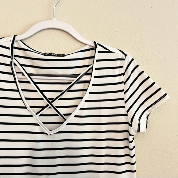 Shein White Dress with Black Thin Stripes Short Sleeve Mini Dress Criss Cross L - Picture 3 of 6